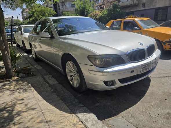 بي إم دبليو 730 2006 - صورة 3