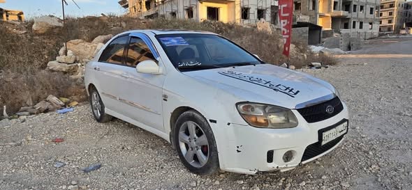 كيا سيراتو 2007 - صورة 2