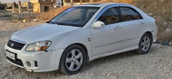 كيا سيراتو 2007 - صورة 3
