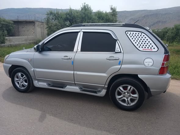 كيا سبورتاج 2005 - صورة 4