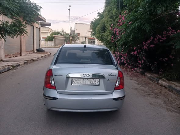 هونداي فيرنا 2006 - صورة 2