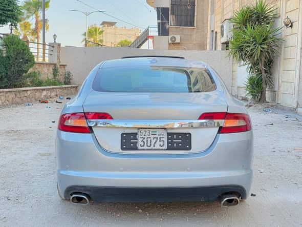 جاكوار XF 2012 - صورة 3