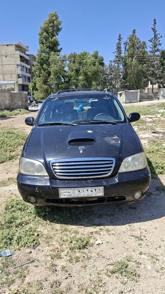 كيا كرنفال 2003 - صورة 2