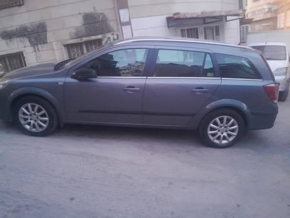 أوبل استرا 2013 - صورة 2