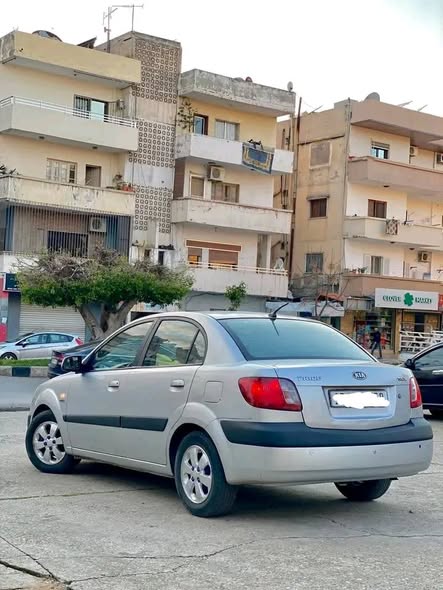 كيا ريو 2009 - صورة 2