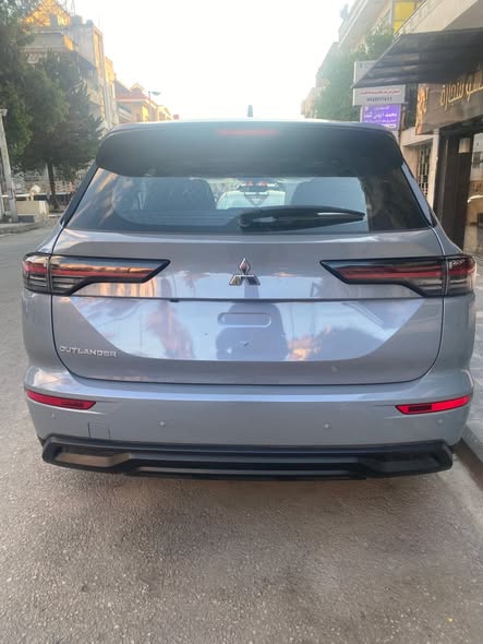 ميتسوبيشي أوتلاندر 2026 - صورة 5