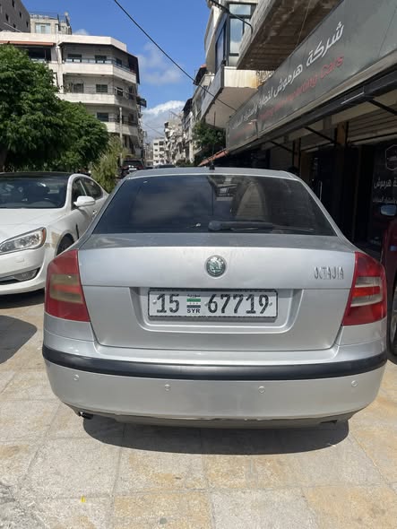 سكودا أوكتافيا 2007 - صورة 4