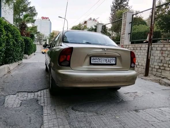 دايو لانوس 2002 - صورة 3