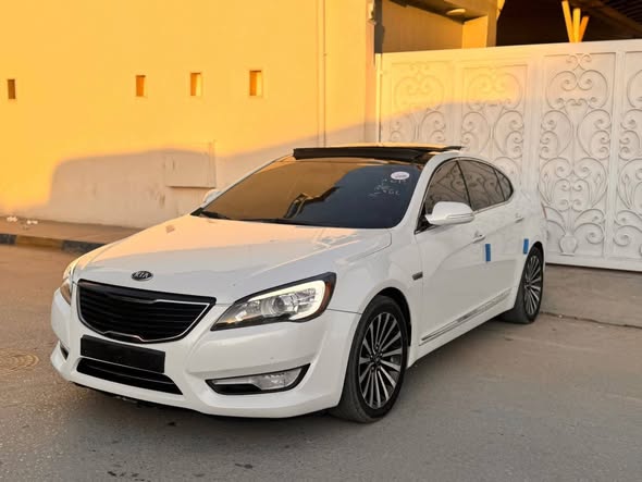 كيا K7 2011 - صورة 2