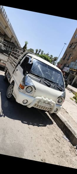هونداي H100 1998 - صورة 3