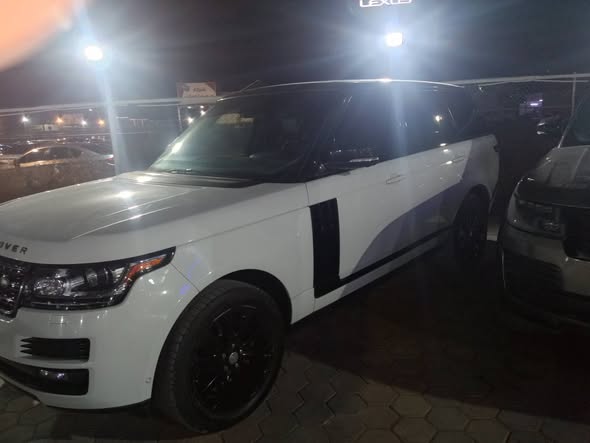 رنج روفر فوك 2015 - صورة 5
