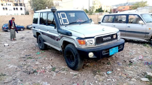 تويوتا لاند كروزر 1992 - صورة 3