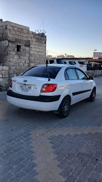 كيا ريو 2007 - صورة 2