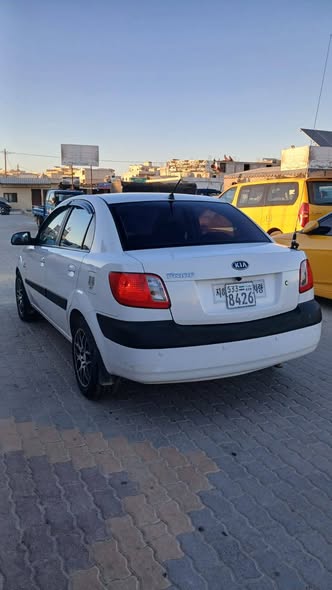 كيا ريو 2007 - صورة 5