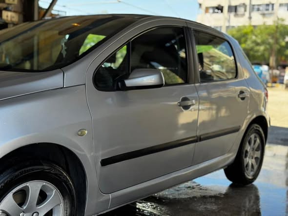 بيجو 307 2005 - صورة 2