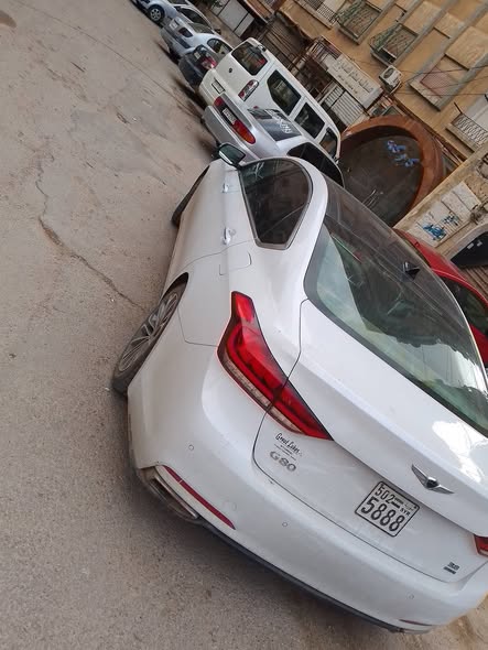 هونداي جينسيز 2017 - صورة 3