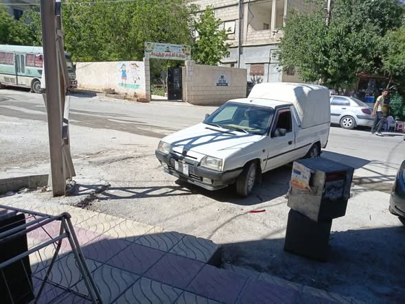 سكودا بيك أب 1994 - صورة 2