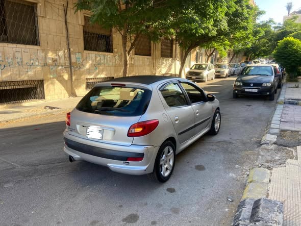بيجو 206 2004 - صورة 1