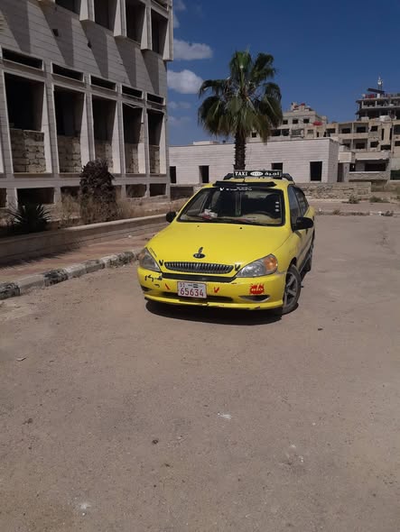 كيا ريو 2002 - صورة 4