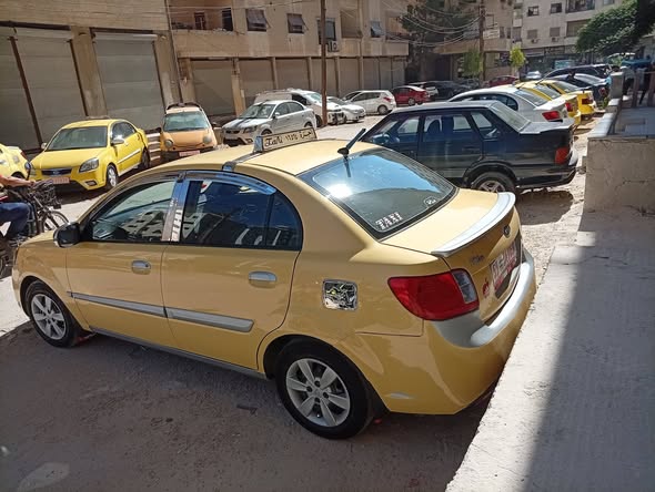 كيا ريو 2011 - صورة 2