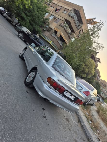 ميتسوبيشي لانسر 1993 - صورة 4