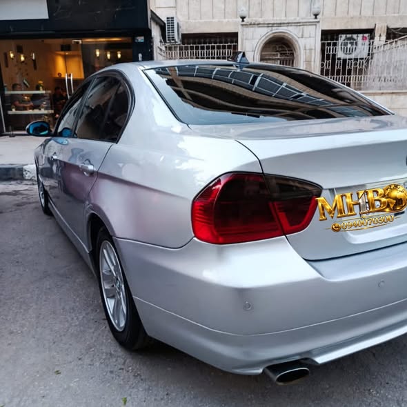 بي إم دبليو 316i 2008 - صورة 2