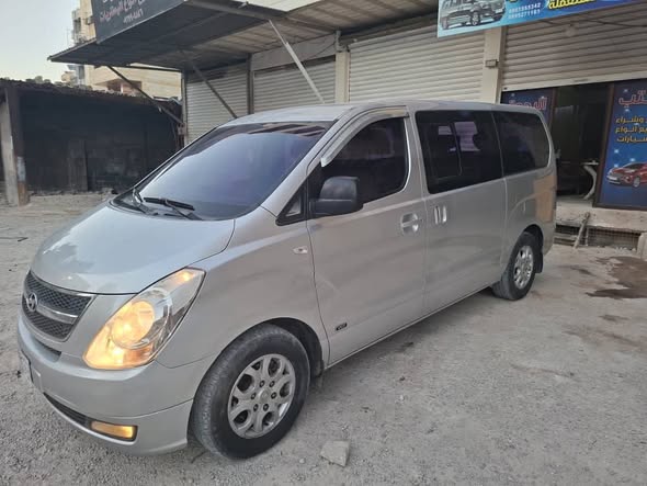 هيونداي H-1 2010 - صورة 3