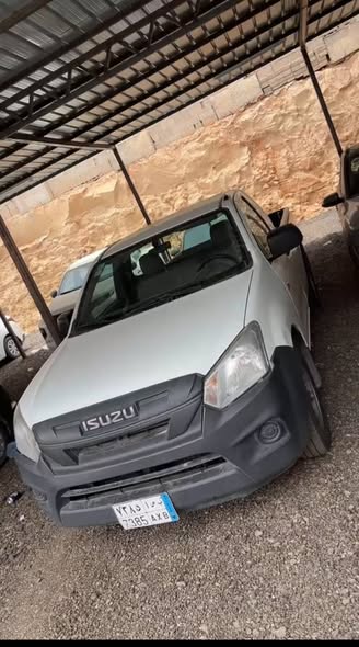 إيسوزو ديماكس 2022 - صورة 3