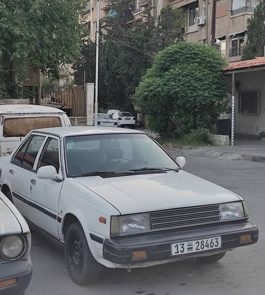 نيسان نيسان 1983 - صورة 4