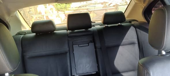بي ام دبليو 320 2009 - صورة 4