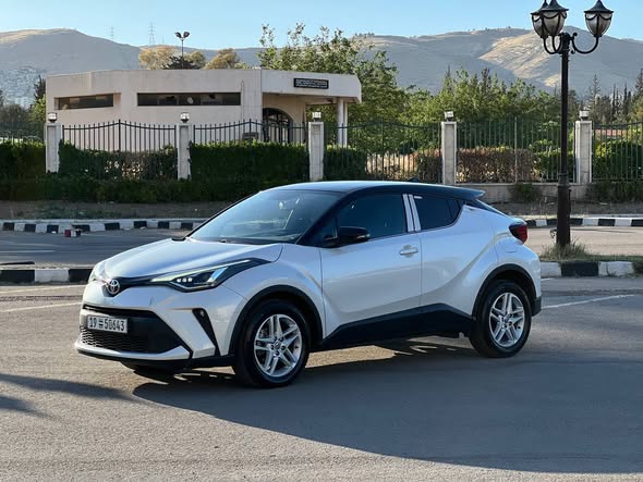 تويوتا C-HR 2023 - صورة 3