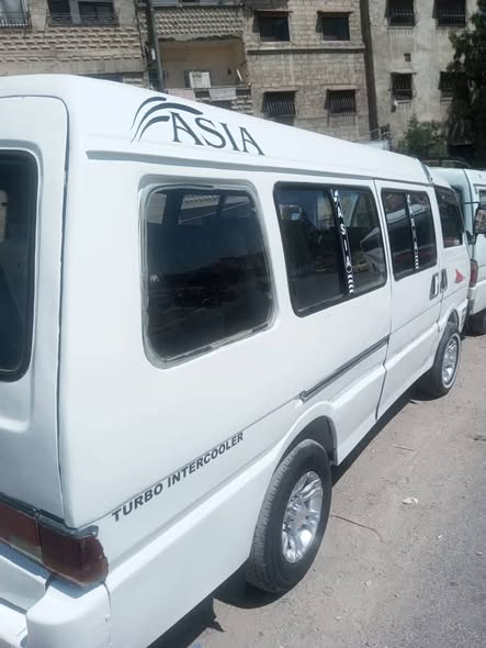 آسيا تاونر 1994 - صورة 5