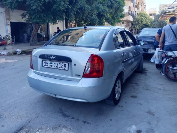 هيونداي فيرنا 2010 - صورة 5