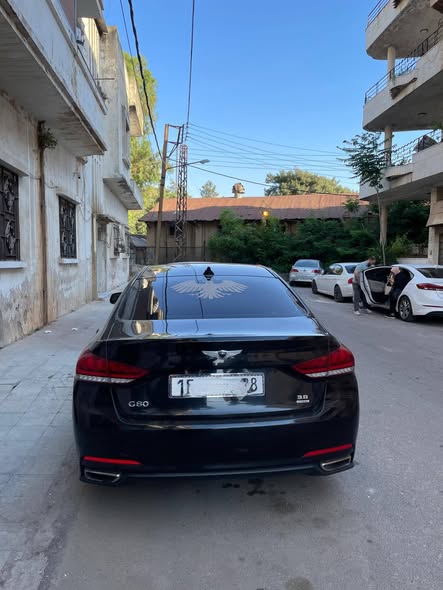 هيونداي جينيسيس 2017 - صورة 2