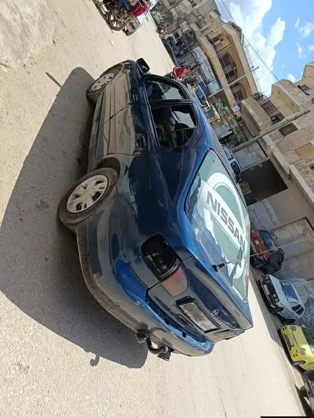 نيسان ألميرا 2000 - صورة 3