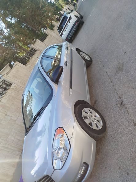 هيونداي فيرنا 2009 - صورة 4