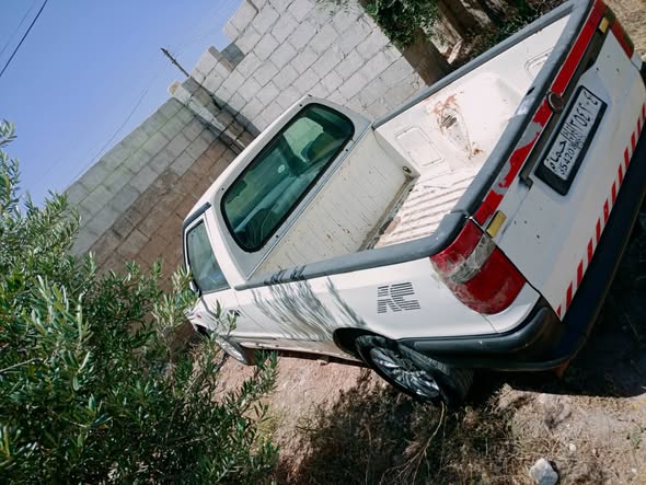 سكودا بيك أب 1997 - صورة 1