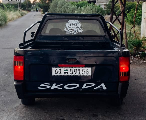 سكودا بيك أب 1995 - صورة 4