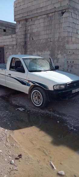 مازدا بيكاب 2001 - صورة 4
