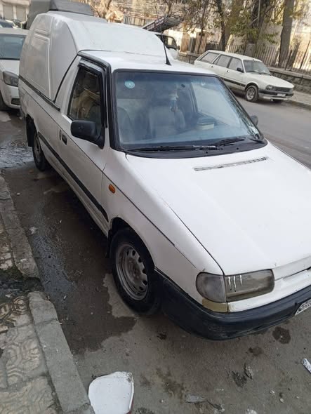 سكودا بيك آب 1997 - صورة 3