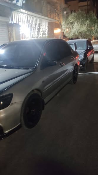 ميتسوبيشي لانسر 2001 - صورة 5
