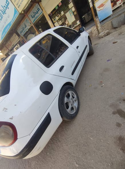 رينو كليو 2007 - صورة 4