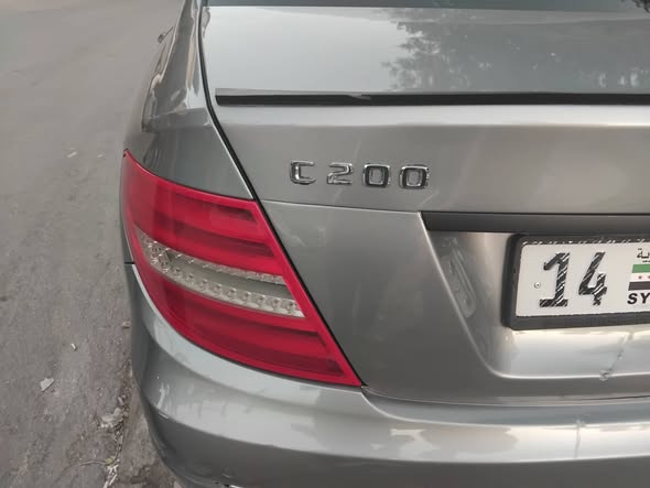 مرسيدس C 200 2012 - صورة 5