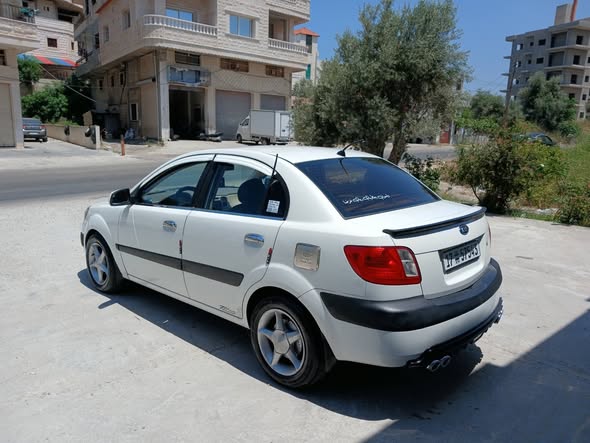 كيا ريو 2007 - صورة 3