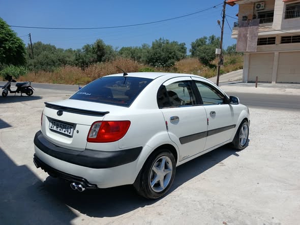 كيا ريو 2007 - صورة 4