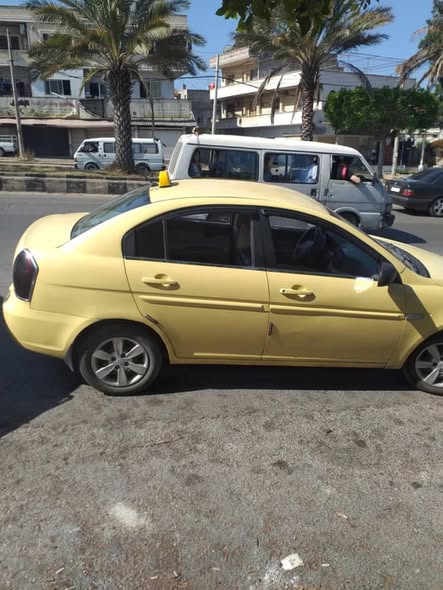 هيونداي اكسنت 2010 - صورة 1