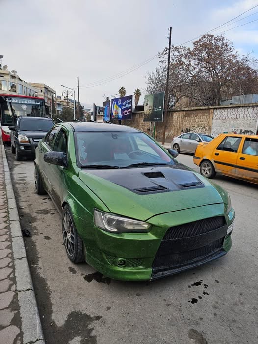 ميتسوبيشي لانسر 2009 - صورة 1