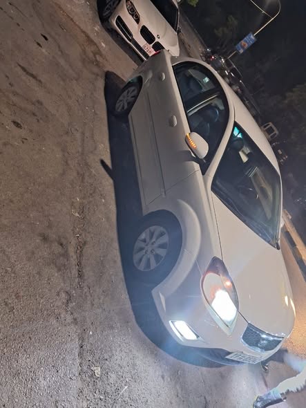 كيا ريو 2011 - صورة 4