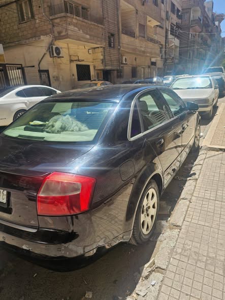 أودي A4 2002 - صورة 3