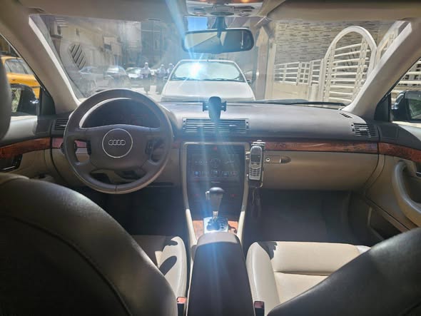 أودي A4 2002 - صورة 5